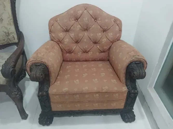 Poltrona Pata de leão - Imbuia