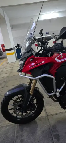 Moto extra, sem detalhes.