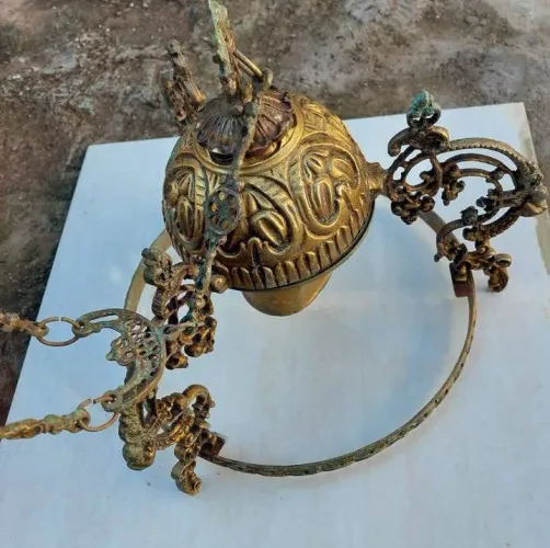 Lustre de bronze antigo 