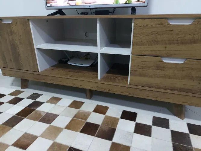 Rack TV