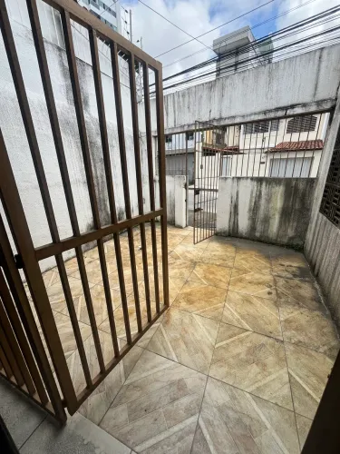 Alguém sala comercial