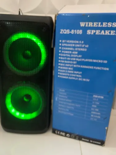 TROCO CAIXA DE SOM GRANDE COM LED