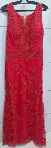Vestido de festa vermelho tam P