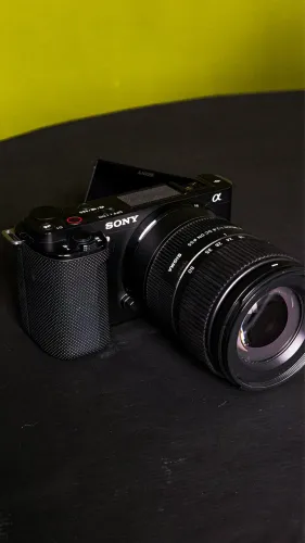 Câmera ZVE10 com lente Sigma 18-50 2.8