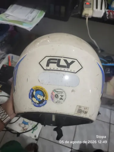 Capacete
