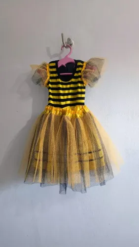Fantasia abelhilha 2 anos 