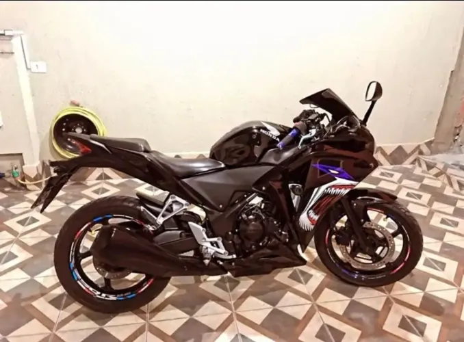 Honda CBR 250r