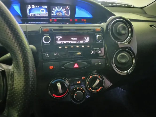 Toyota Etios XS Sedan 1.5 Flex 16V 4P Aut. 2017