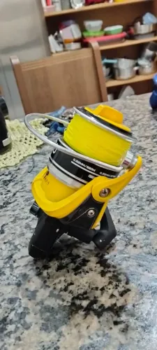 Molinete Roleiro60 4.7:1 já com linha