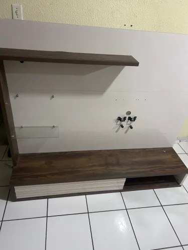 Rack de parede para TV