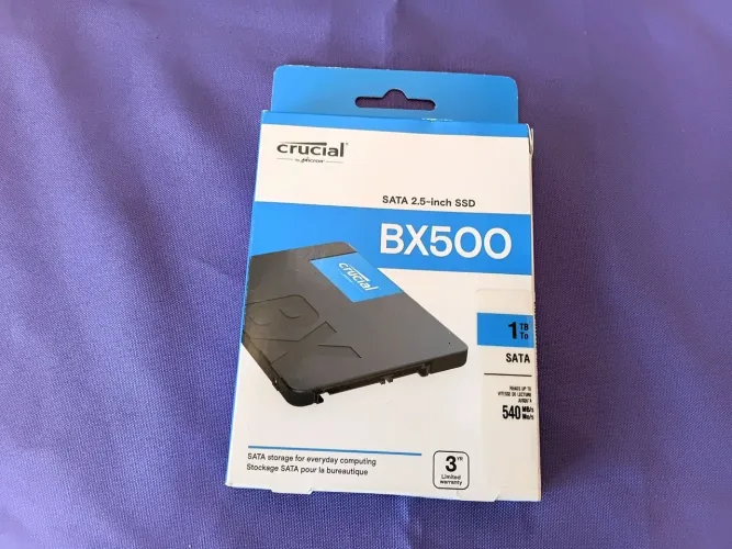 Ssd 1 tb Crucial na caixa