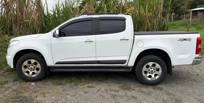 Chevrolet S10 Pick-up LTZ 2.4 F.power 4X2 CD 2014