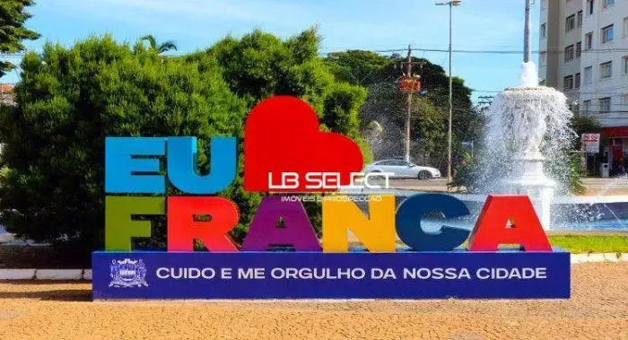 Área à venda, 2800 m² por R$ 3.360.000,00 - Centro - Franca/SP