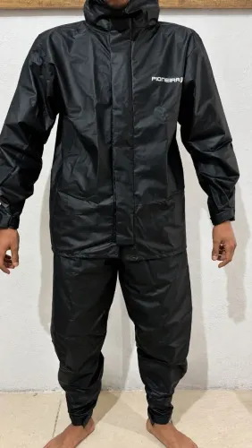 Capa de chuva pioneira