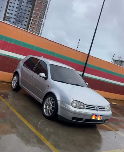 Volkswagen Golf 2.0/2.0 T. Flex Mec.(black & Silv) 2000