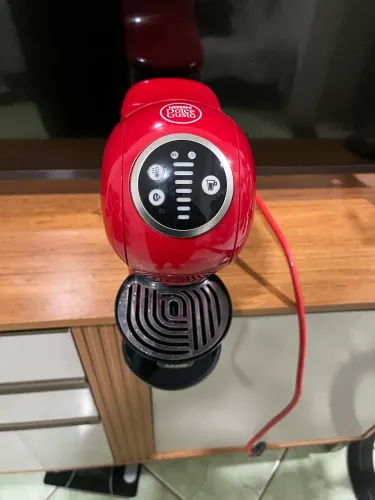 Cafeteira dolce gusto s PLUS