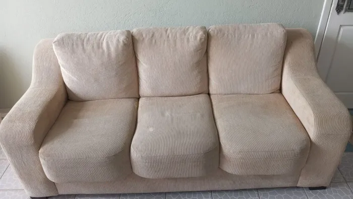Sofá 3 lugares