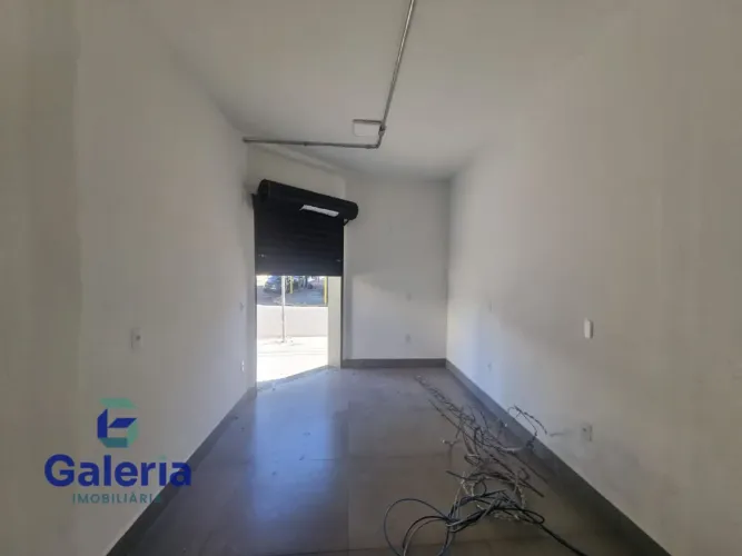 Salão comercial para alugar, 77m² - Vila Tibério