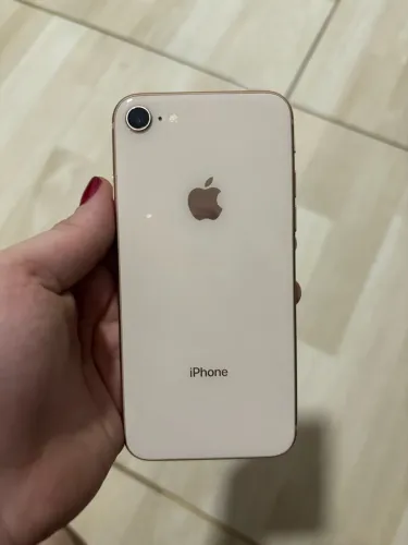 iPhone 8 Rose ? 64GB