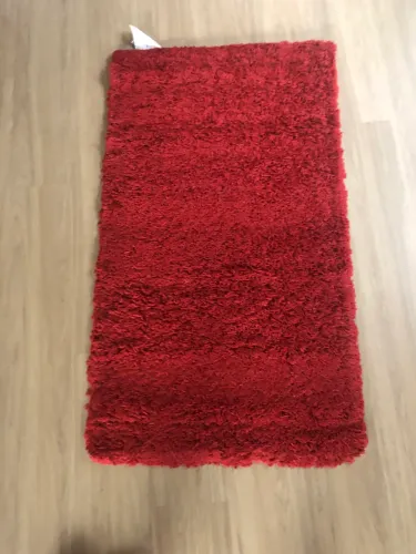 Tapete vermelho 1,21x0,67