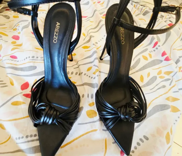 Sandalia Arezzo 37 Nova