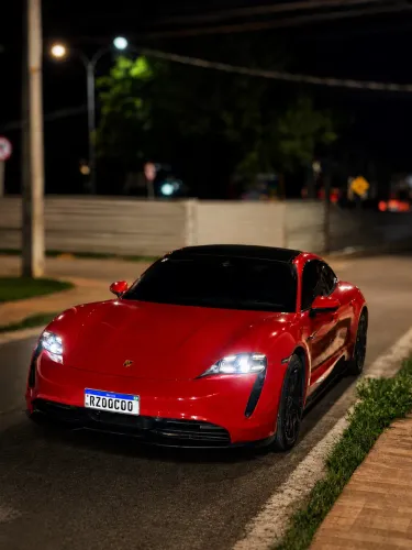 Porsche Taycan Turbo (elétrico) 2021