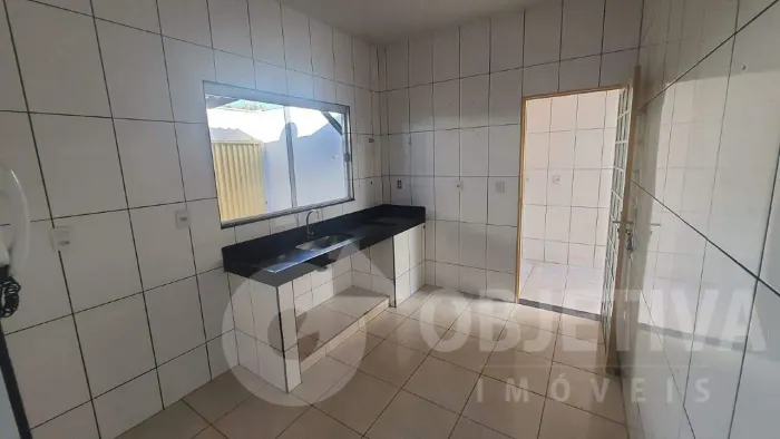 Casa para aluguel, 3 quartos, 1 suíte, 3 vagas, PRESIDENTE ROOSEVELT - UBERLANDIA/MG