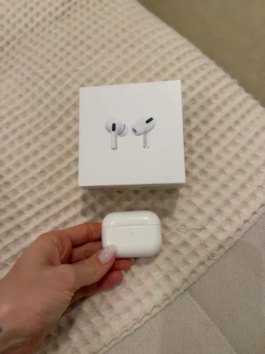 AirPods Pro 1ª geração original - lado esquerdo com defeito