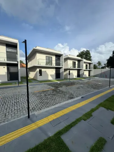 VENDO CASA EM CONDOMÍNIO FECHADO NO JARDIM ELDORADO - DOM ANTONIO
