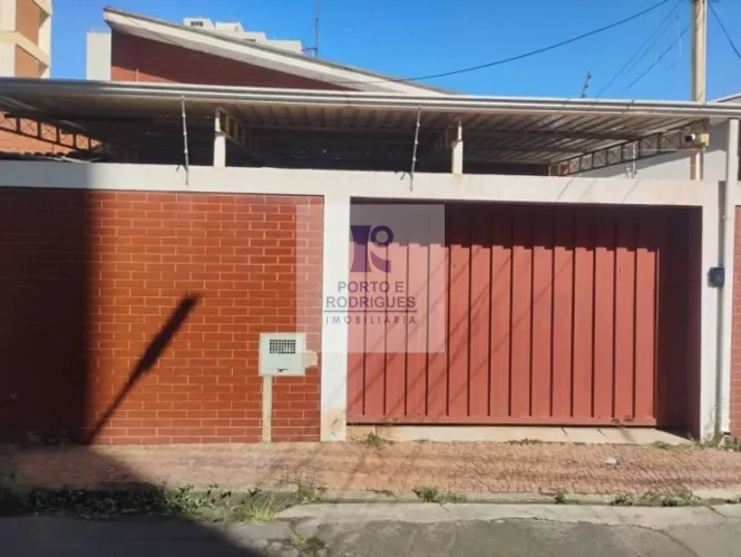 Casa à venda no bairro Bosque CAMB1 Campinas/SP.
