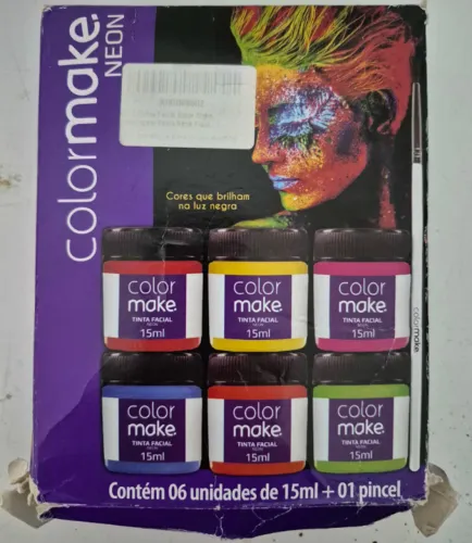 Conjunto de tintas fluorescentes para pintura facial. Usei bem pouco, está quase cheio