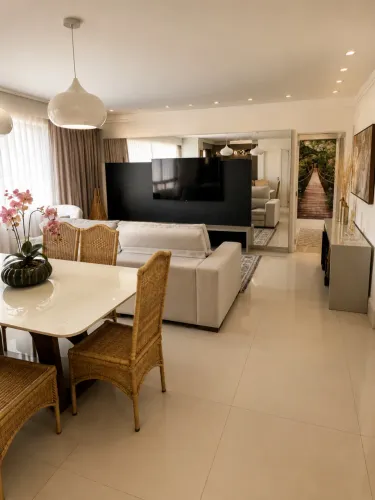 Oportunidade apartamento mobiliado e decorado Centro de Balneário camboriú.