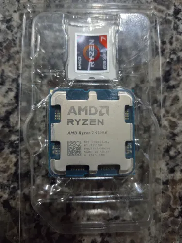 Ryzen 7 9700x