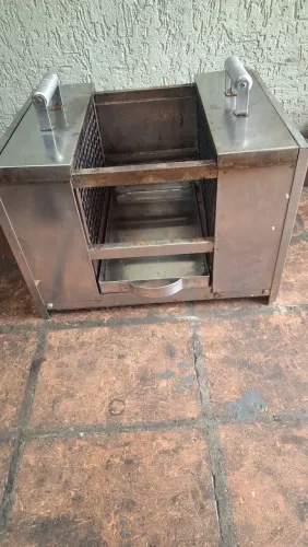 Churrasqueira ecológica falta a grelha
