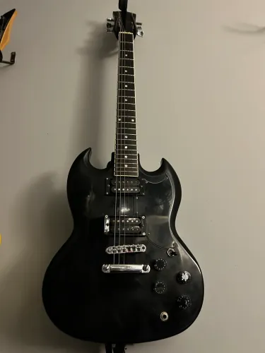 Guitarra SG Preta Shelter