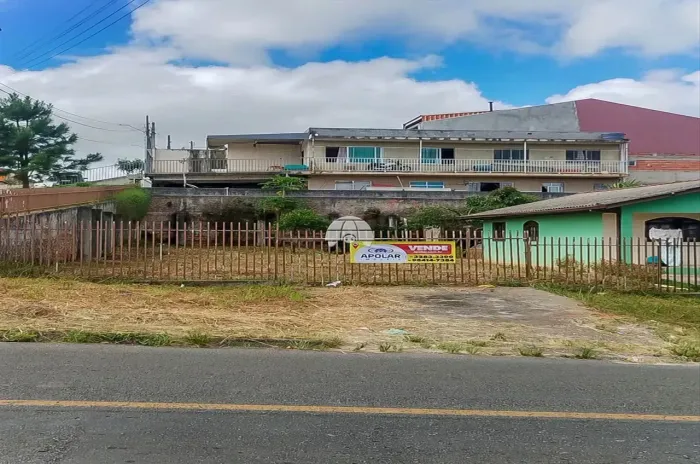 Terreno à Venda em São José dos Pinhais