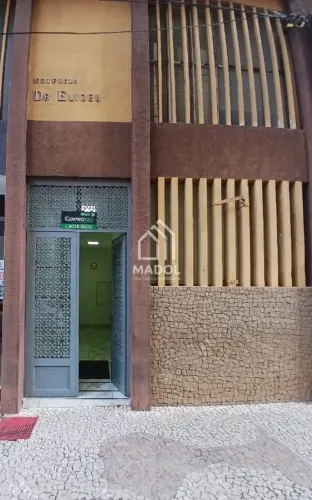 Sala à Venda em Centro, Ponta Grossa - PR