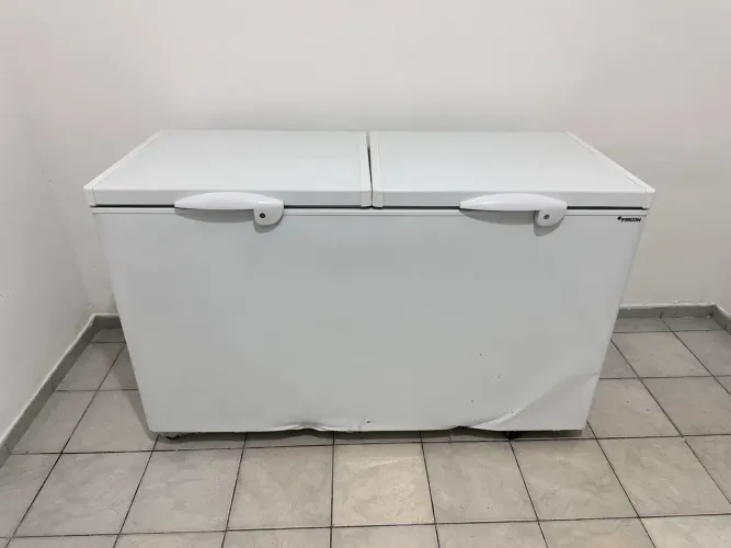 Freezer horizontal 502L 220V produto novo zerado C/Nota e garantia de um ano