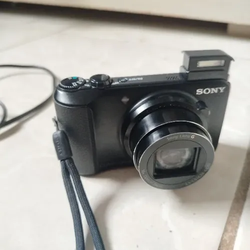 Sony Cyber-Shot H90