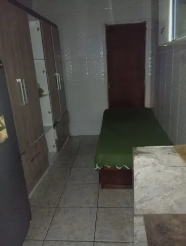República unissex próximo a Av. Venda nova