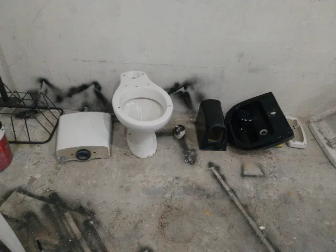 Vaso sanitário com caixa acoplada