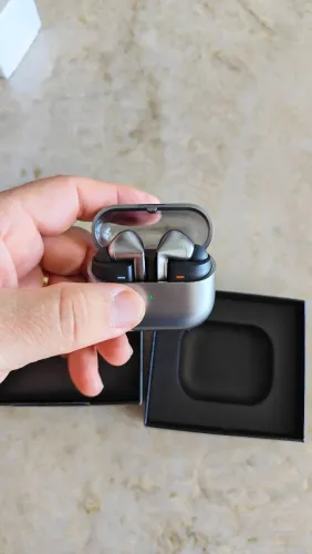Samsung Galaxy Buds 3 Pro Cinza - Estado de Novo na Caixa