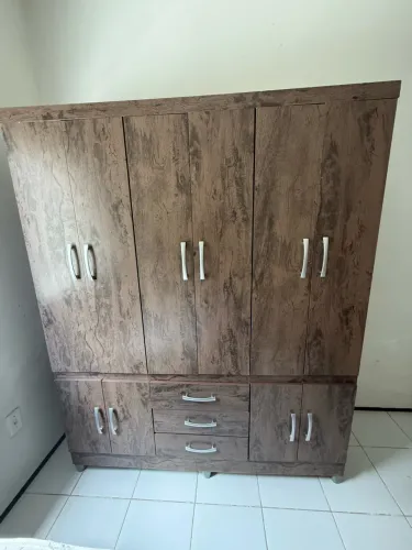 Guarda roupa usado ! Leiam o anúncio!!!!