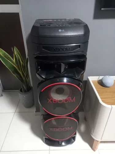 Caixa de som LG xboom rn9 muito potente(OPORTUNIDADE)