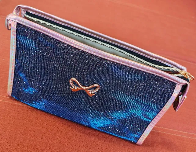 necessaire furta cor azul/violeta