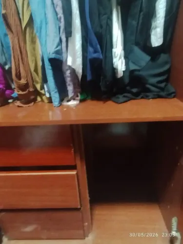 Vendo guarda roupa casal mogno