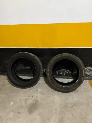 Pneus Michelin Aro 17 Corolla 2022 - Excelente Estado