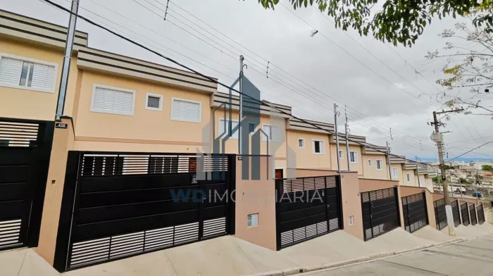 Sobrado à venda no bairro Vila Aurea - São Paulo/SP