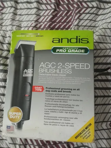 Vendo Maquina de tosa Profissional Andis
