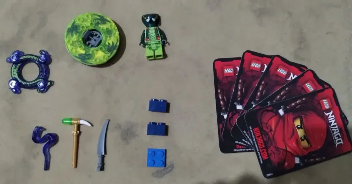 Lego Ninjago Rise of the Snakes Spinners: Spitta Set 9569-1
